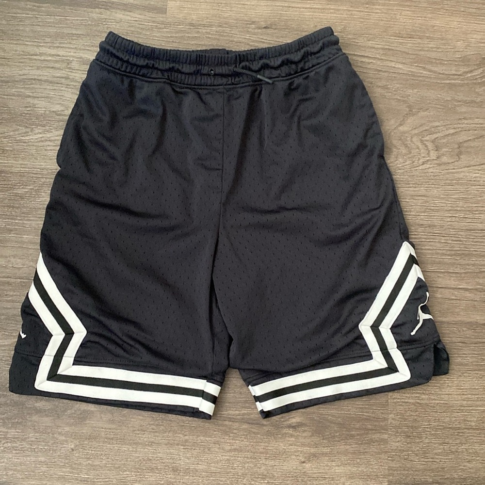 Jordan basketball shorts size XL